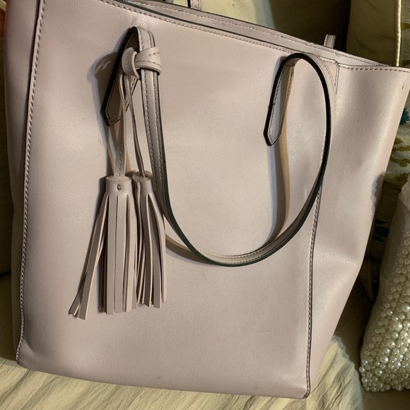 Tote - Picture 2 of 4